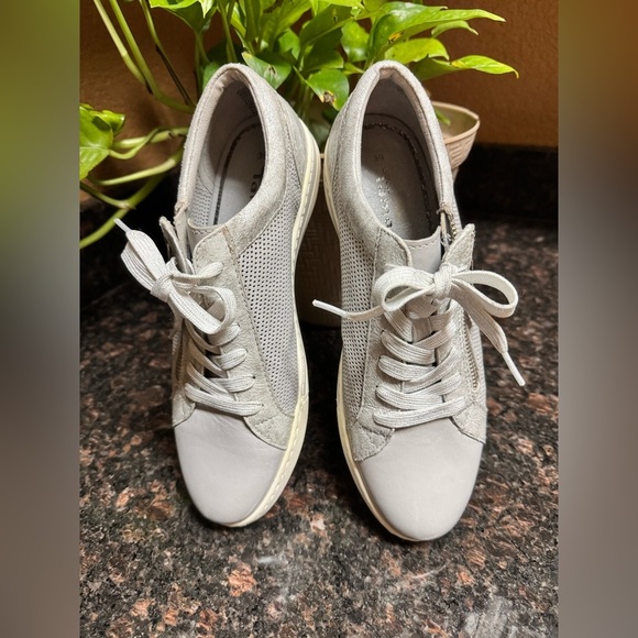 Tamaris Women's Freya 23619 Sneaker, - Picture 1 of 9